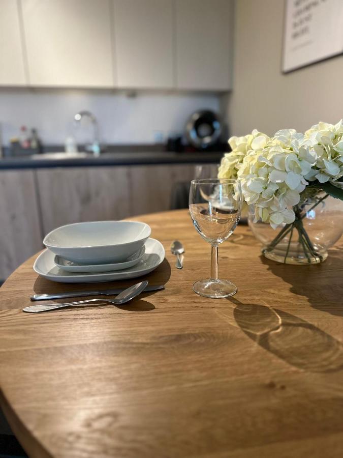 Koala & Tree - Modern 1 Bed Apartment For 4 Guests In The Heart Of Cambridge - Short Lets & Serviced Accommodation Esterno foto